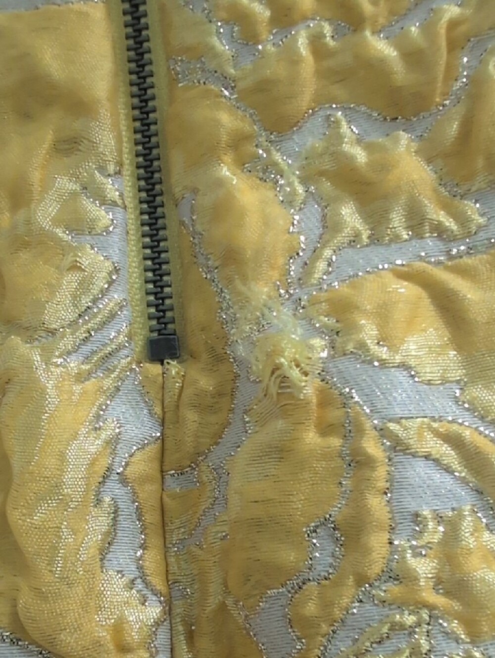 Alice + Olivia Yellow Floral Jacquard Mini Dress - Picture 5 of 6
